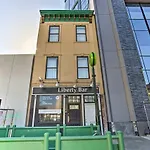 Central Philadelphia Retreat With City Views!
